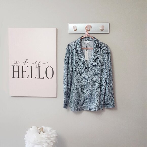 NWT Cupcakes & Cashmere blue / black animal print PJ inspired blouse, L - Picture 7 of 11